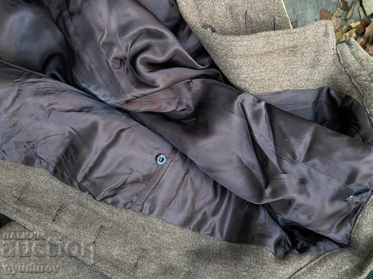 Geacă cu preț € 12.78 | 25.00 BGN Geacă cu preț € 12.78 | 25.00 BGN