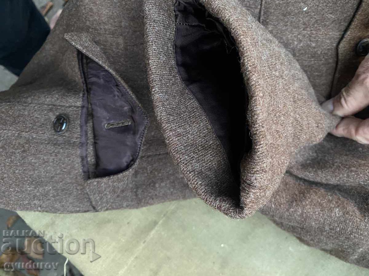 Licitație Geacă Licitație Geacă