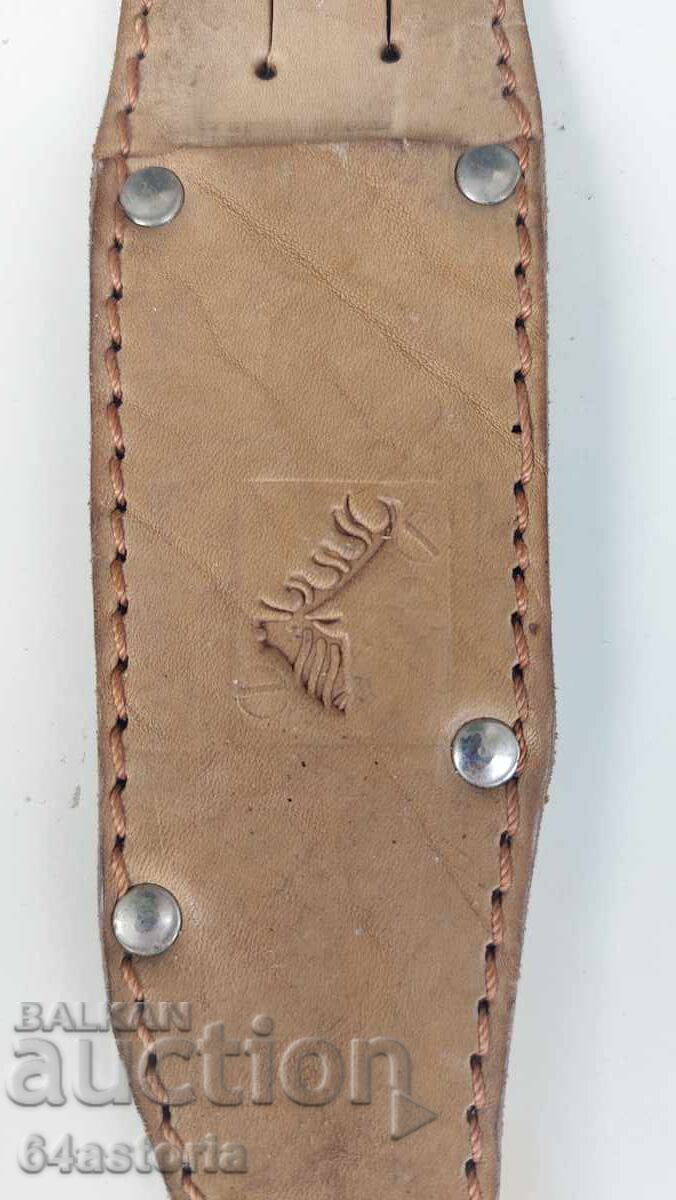 Cuțit, picior, Petko Denev, seceră și ciocan, vânătoare, teacă, cerb cu preț 30.00 BGN | € 15.34 Cuțit, picior, Petko Denev, seceră și ciocan, vânătoare, teacă, cerb cu preț 30.00 BGN | € 15.34