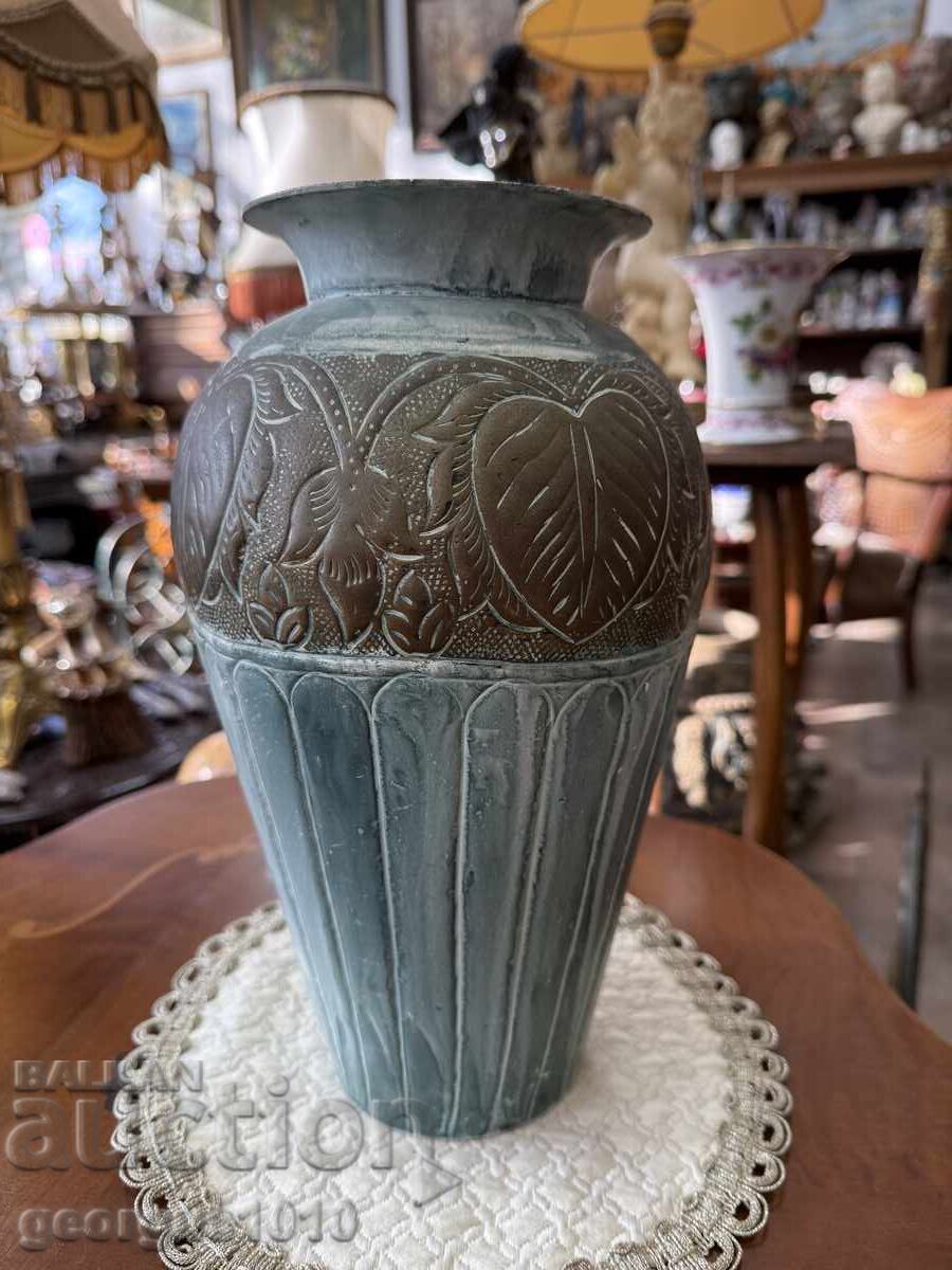 Χάλκινο βάζο Νο. 7728 με τιμή € 48.57 | 94.99 BGN Χάλκινο βάζο Νο. 7728 με τιμή € 48.57 | 94.99 BGN