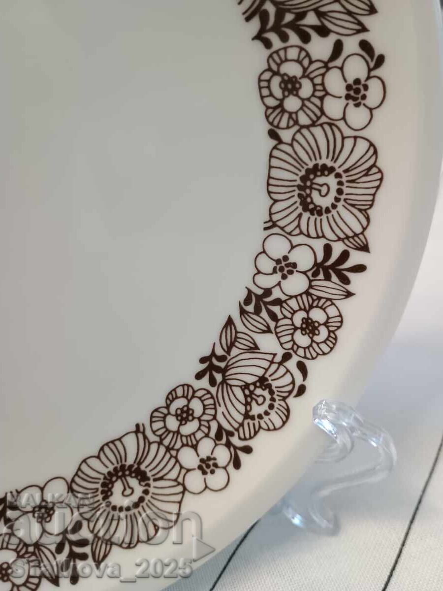 Аукцион Винтидж порцеланови чинии Schönwald Germany – 7 бр. с красив Аукцион Винтидж порцеланови чинии Schönwald Germany – 7 бр. с красив