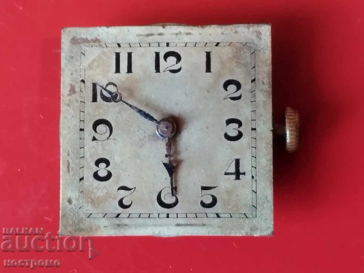 Mașină de cusut veche - A 6041 cu preț € 0.51 | 1.00 BGN