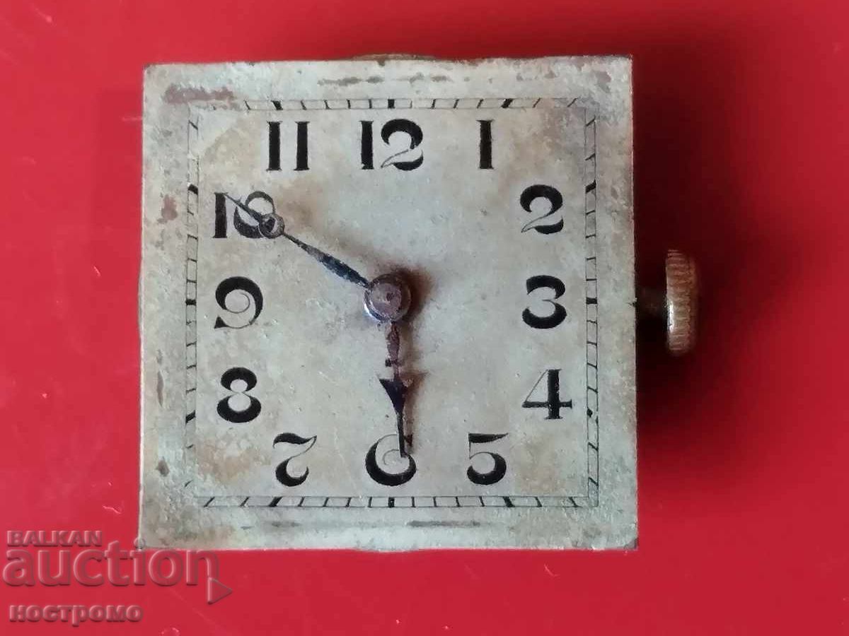 Mașină de cusut veche - A 6041 cu preț € 0.50 | 0.98 BGN