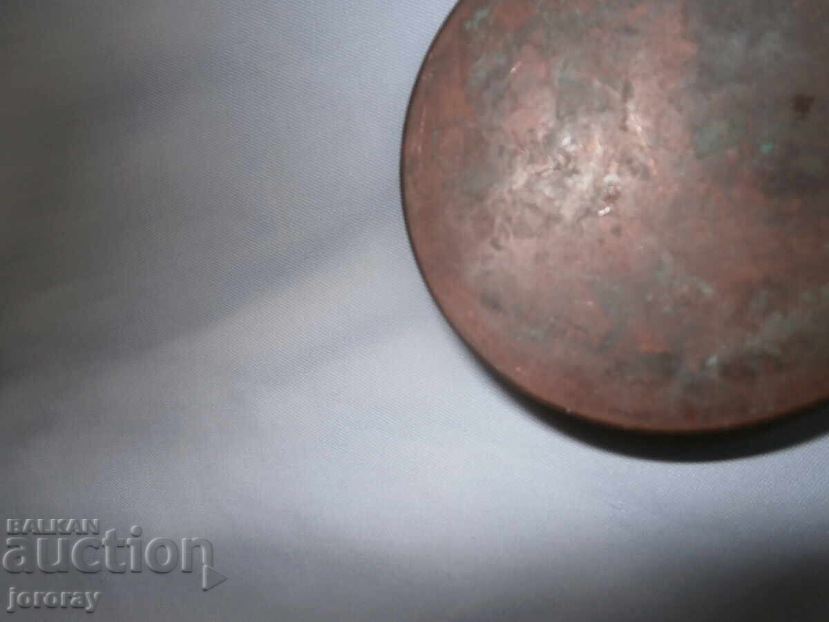 Пепелник мед с цена 5.00 лв. | € 2.56 Пепелник мед с цена 5.00 лв. | € 2.56