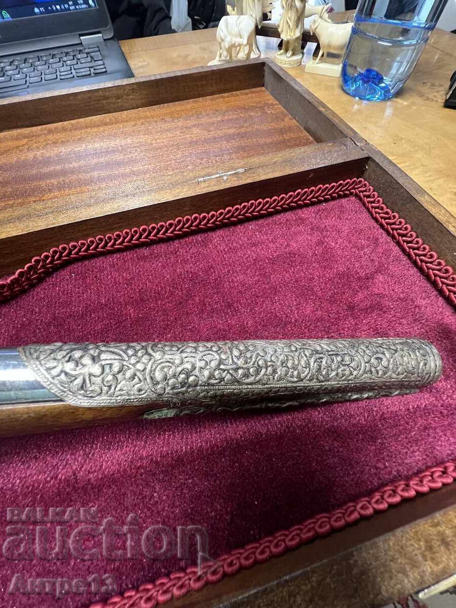 Доставка на Кремъчен пистолет