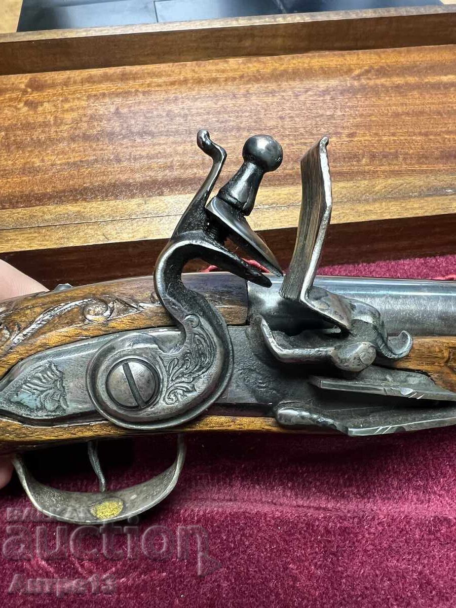 Кремъчен пистолет - 5