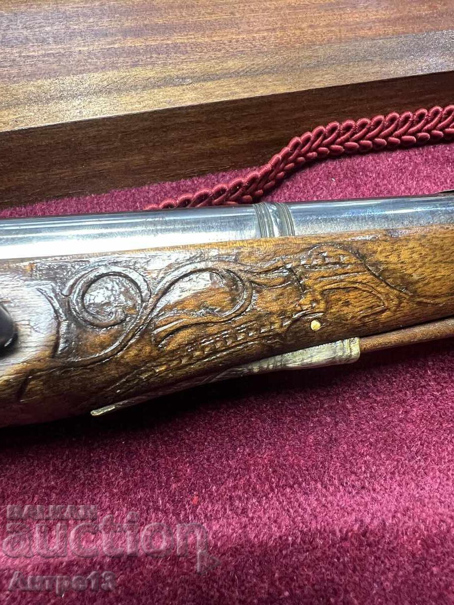 Кремъчен пистолет - 6