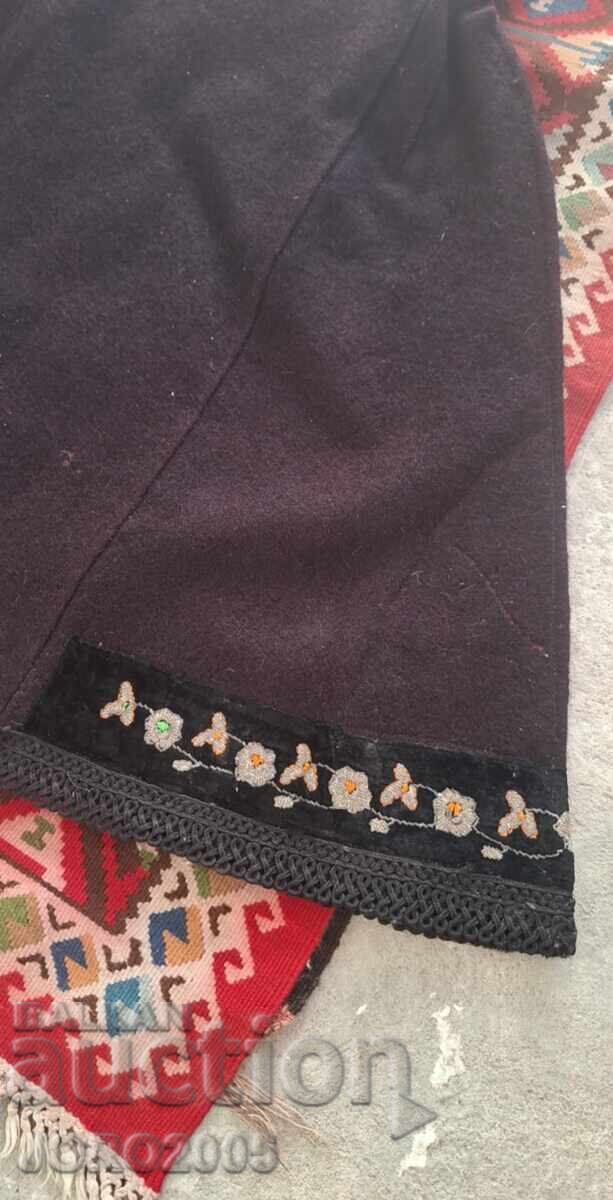 Аукцион Самоковска носия Аукцион Самоковска носия