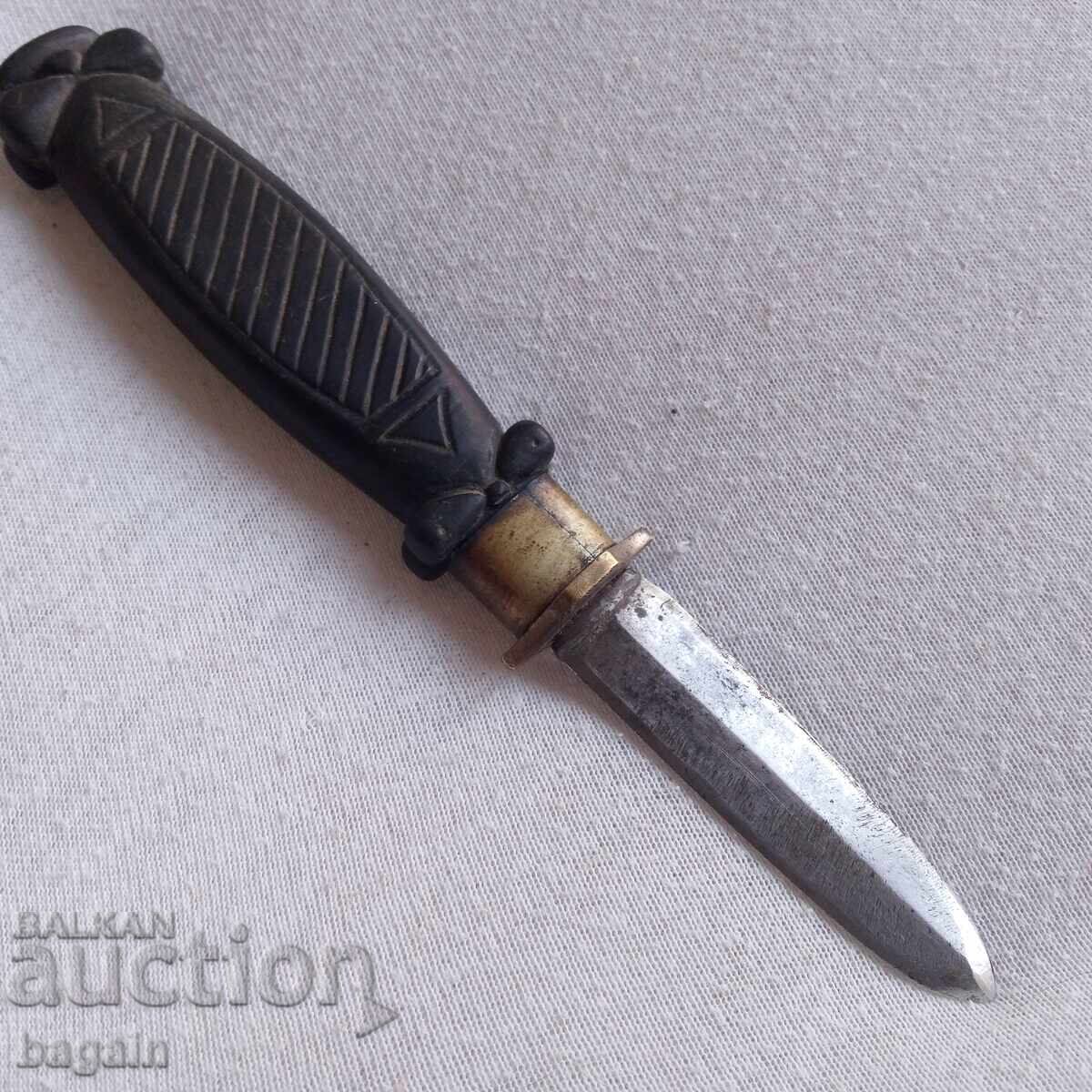 Dagger with price € 51.13 | 100.00 BGN