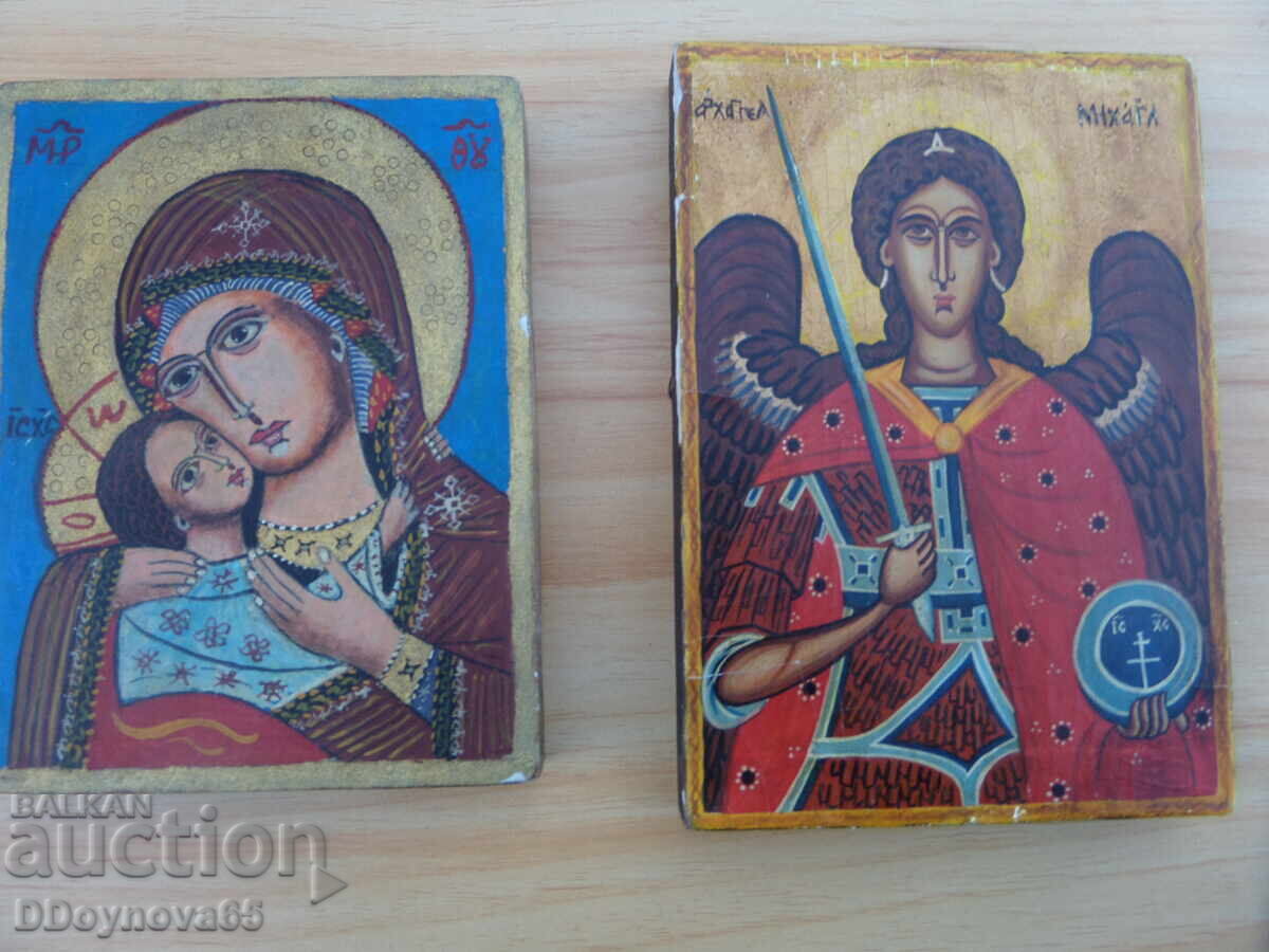 Лот от 2 бр. авторски икони
