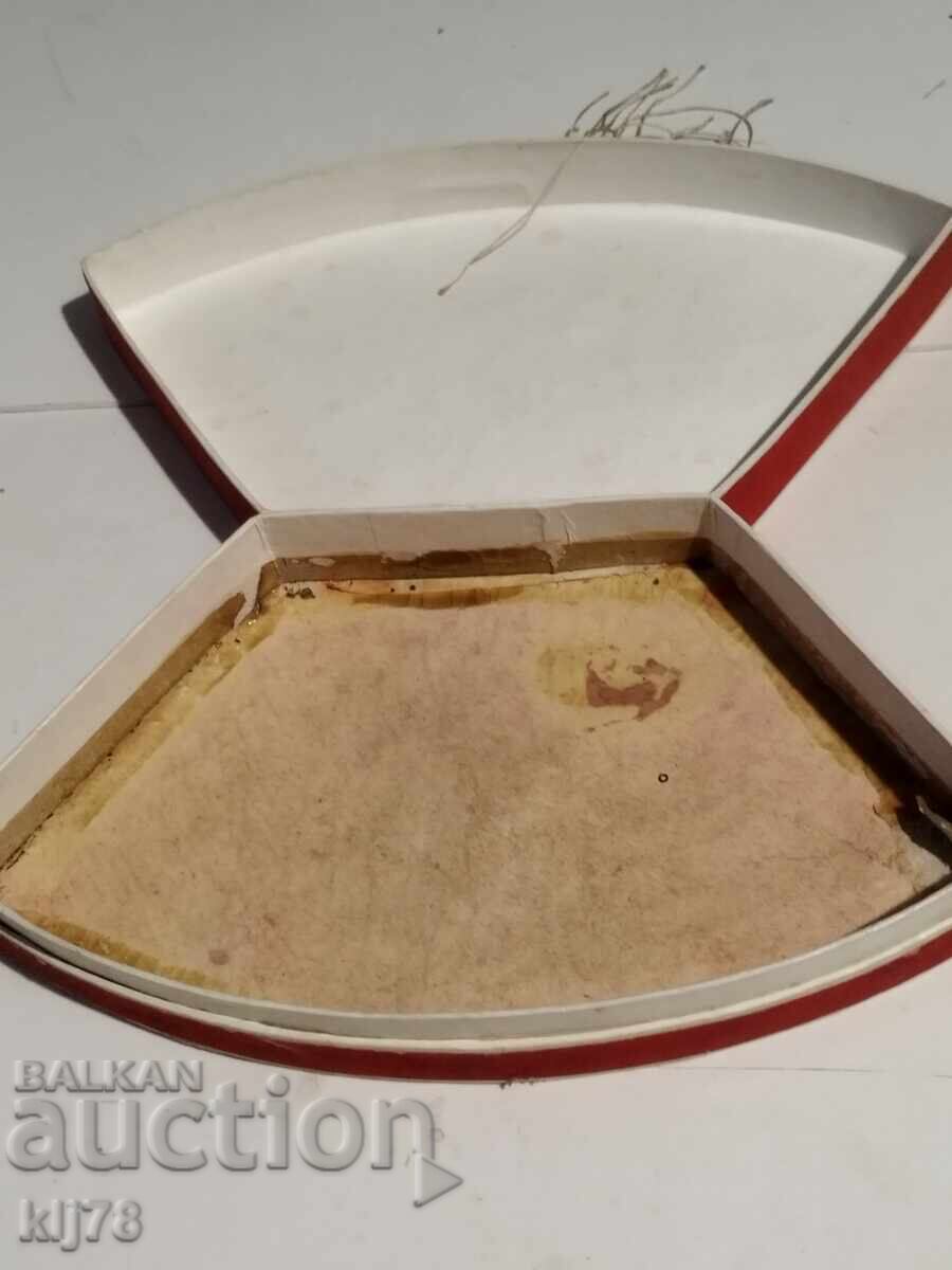 Παράδοση Ρετρό κουτί Παράδοση Ρετρό κουτί