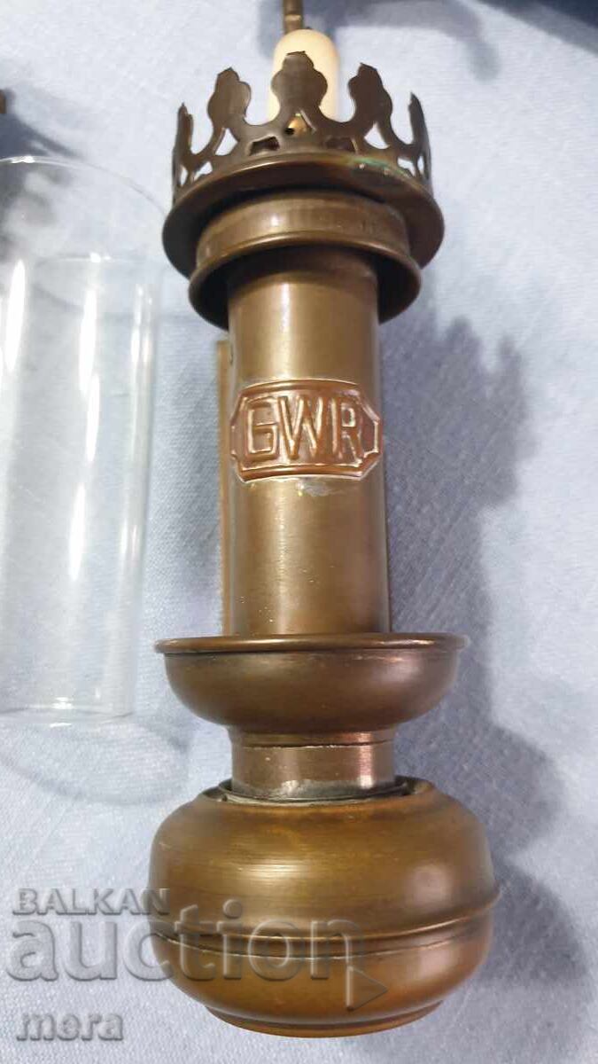 Παράδοση Παλαιό επιτοίχιο φωτιστικό από ορείχαλκο τρένου