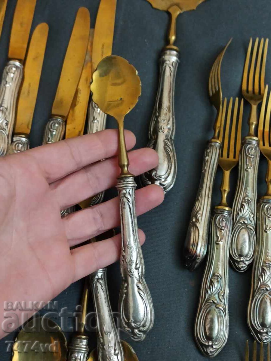 Livrarea TACÂMURI VECHI DE ARGINT SOLINGEN, PROBĂ 800 ȘI AURITE