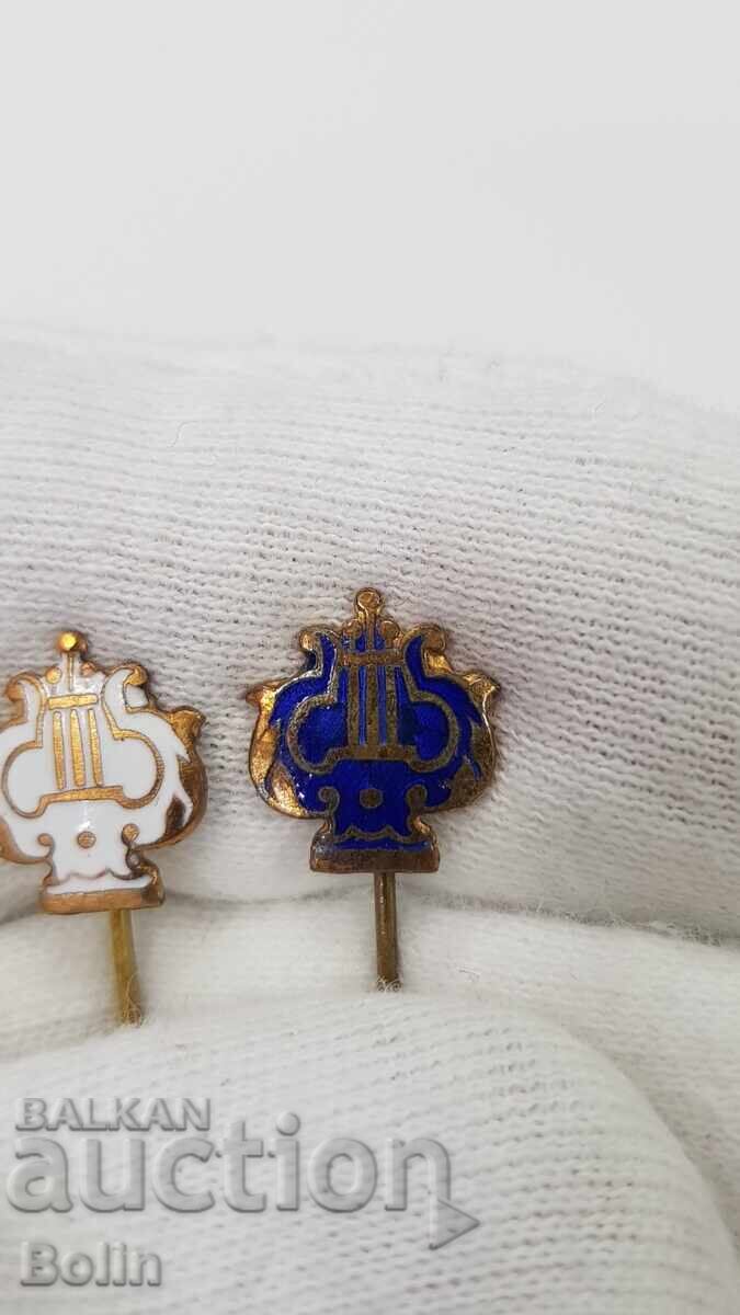 Βασιλικό σήμα, κονκάρδες Μουσικής με επιχρύσωση και σμάλτο με τιμή 78.00 BGN | € 39.88 Βασιλικό σήμα, κονκάρδες Μουσικής με επιχρύσωση και σμάλτο με τιμή 78.00 BGN | € 39.88