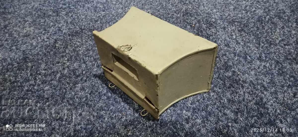 Δημοπρασία Πολύ παλιό κουμπαράς εκκλησίας