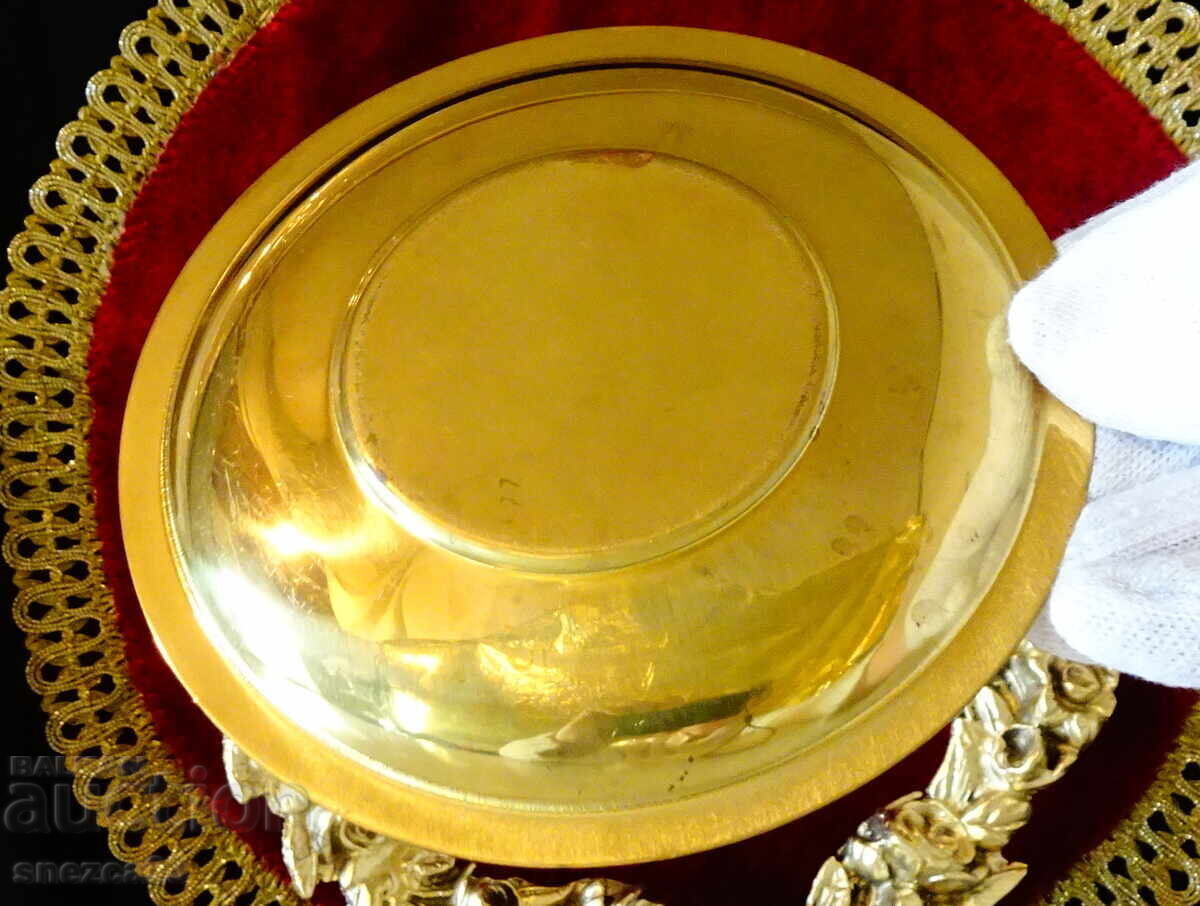 Бронзови чинии,различни модели 3 броя. - 7 Бронзови чинии,различни модели 3 броя. - 7