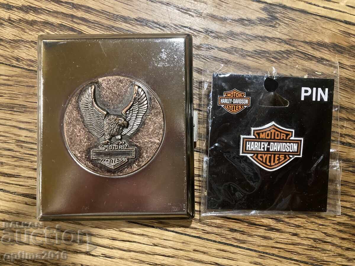 Табакера и значка Harley Davidson Табакера и значка Harley Davidson