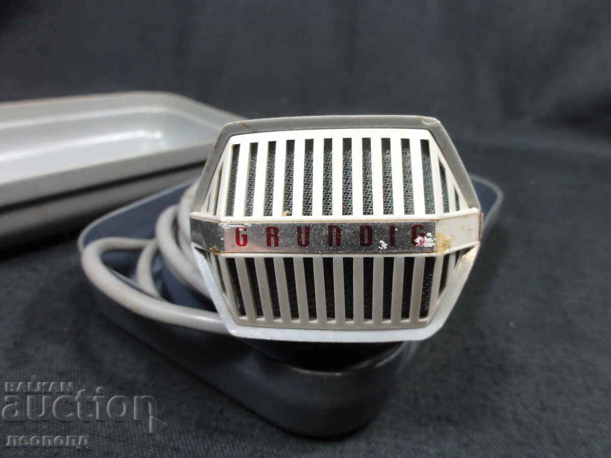 Licitație BZTS STAR RETRO MIKROFON GRUNDIG GDM 19 Licitație BZTS STAR RETRO MIKROFON GRUNDIG GDM 19