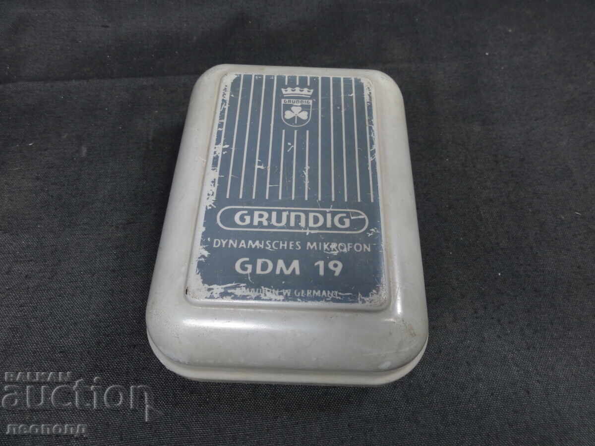 BZTS STAR RETRO MIKROFON GRUNDIG GDM 19 BZTS STAR RETRO MIKROFON GRUNDIG GDM 19