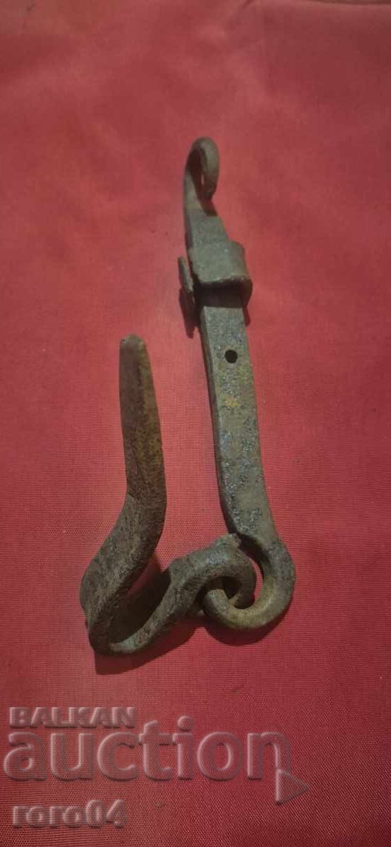 OLD HAND-FORGED IRON - 5