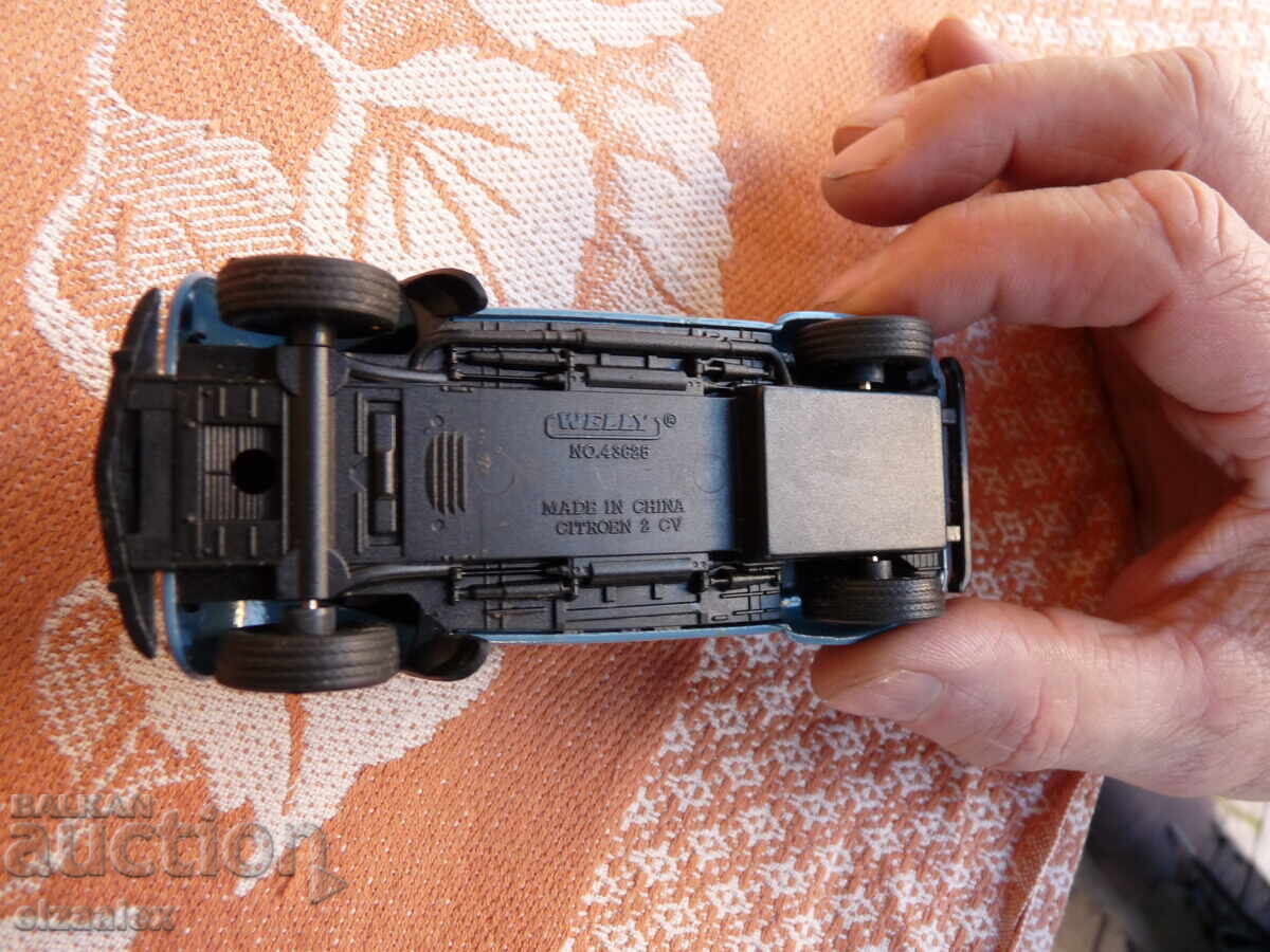 Cărucior vechi de metal - 6 Cărucior vechi de metal - 6