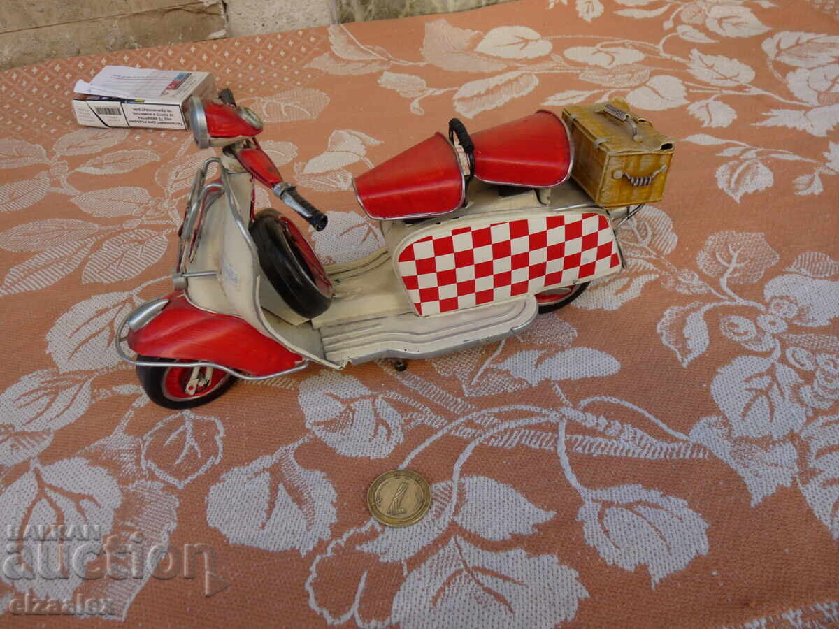 Motor metalic vechi, excelent - 5