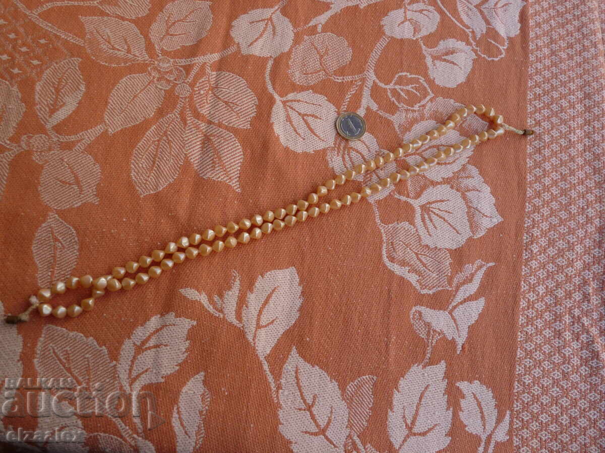 Old mother-of-pearl necklace with price € 15.34 | 30.00 BGN Old mother-of-pearl necklace with price € 15.34 | 30.00 BGN