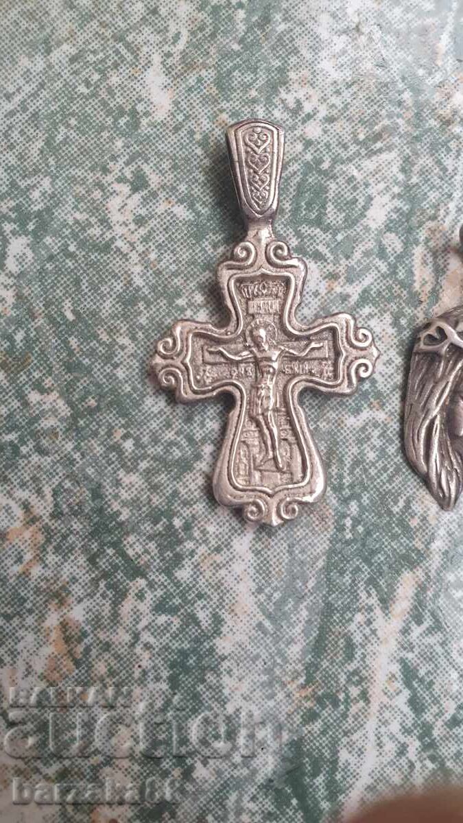 Cruce și Pandantiv de Argint cu preț € 20.45 | 40.00 BGN Cruce și Pandantiv de Argint cu preț € 20.45 | 40.00 BGN