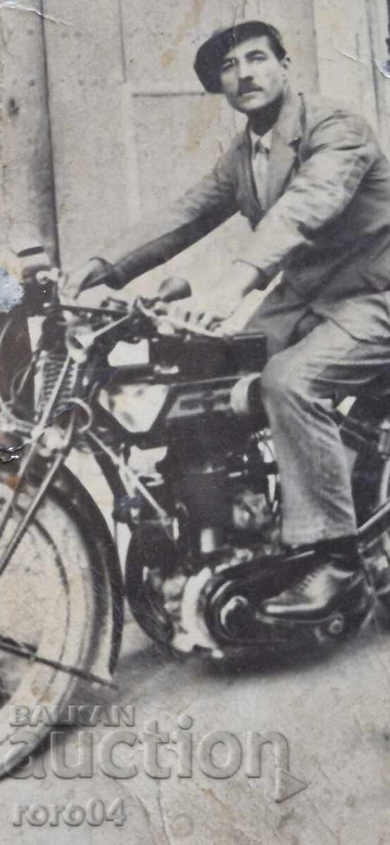 FOTOGRAFIE VECHE - MOTOR - 1930 - 5 FOTOGRAFIE VECHE - MOTOR - 1930 - 5