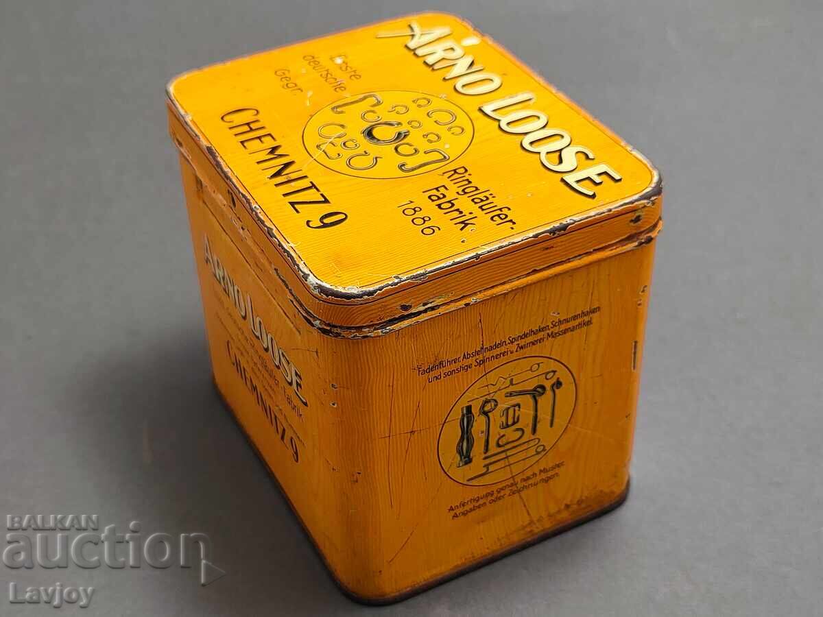 Licitație Cutie metalică veche germană Arno Loose Licitație Cutie metalică veche germană Arno Loose