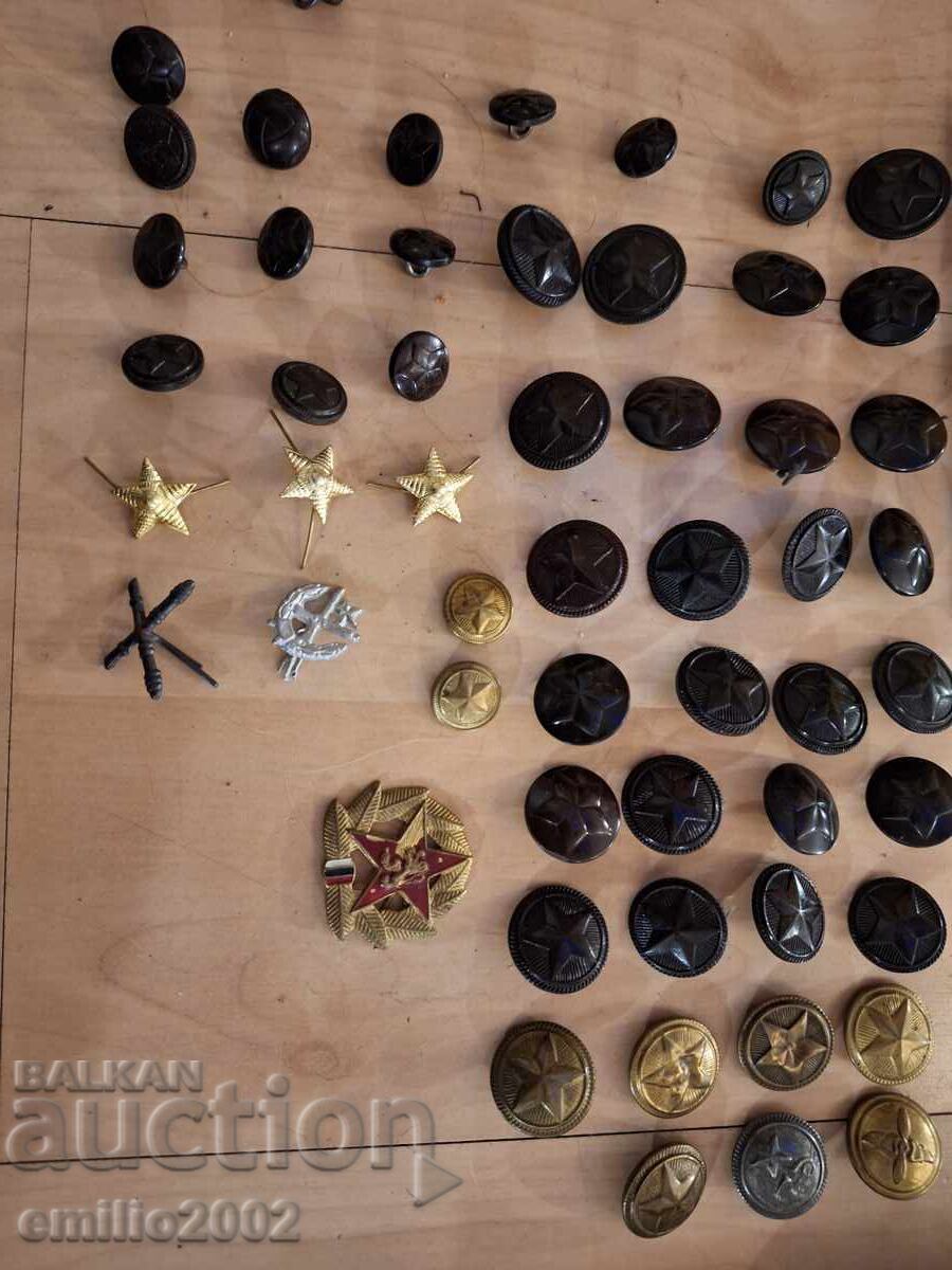 Доставка на Военни знаци пагони копчета