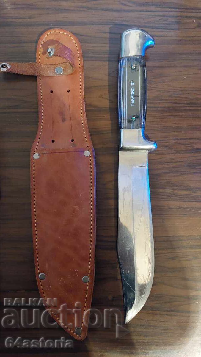 Доставка на Нож,ножка,петко денев,сърп и чук,ловен нож, вихрен Доставка на Нож,ножка,петко денев,сърп и чук,ловен нож, вихрен