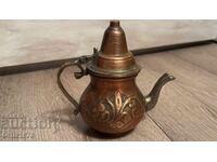 Ceainic mic din cupru forjat – bijuterie, anii '60