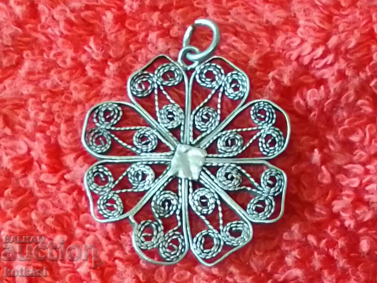 Παλιό μενταγιόν από ασημί φιλιγκράν - 5 Παλιό μενταγιόν από ασημί φιλιγκράν - 5