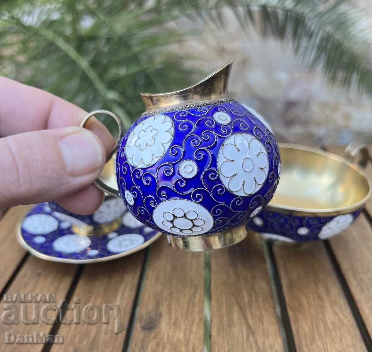 Руски Колекционерски сервиз за кафе, Сребро, позлата, емайл с цена € 971.45 | 1899.99 лв. Руски Колекционерски сервиз за кафе, Сребро, позлата, емайл с цена € 971.45 | 1899.99 лв.