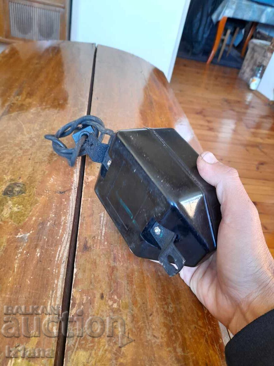 Licitație Sursa de alimentare veche Licitație Sursa de alimentare veche