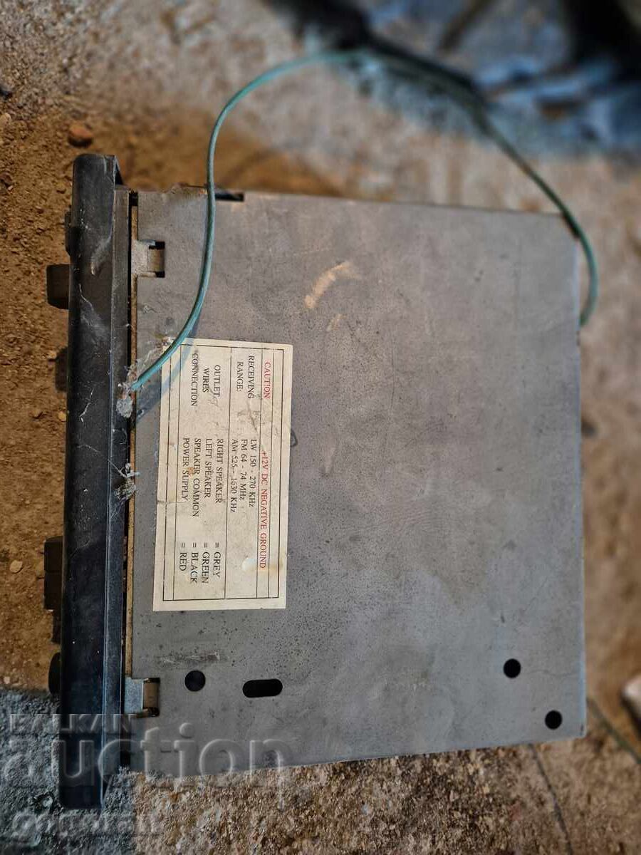 Vechi casetofon auto cu preț € 4.70 | 9.19 BGN