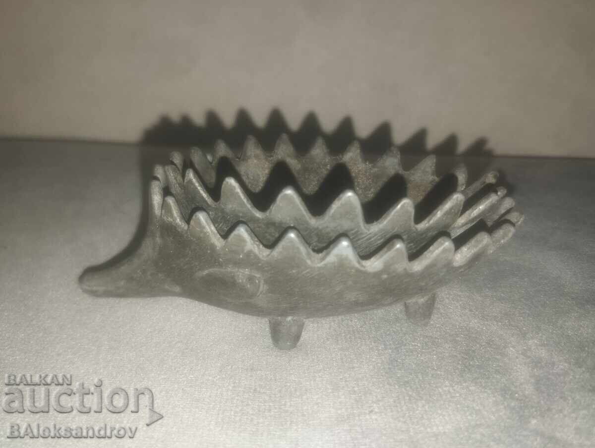 Σταχτοδοχεία Σκαντζόχοιροι