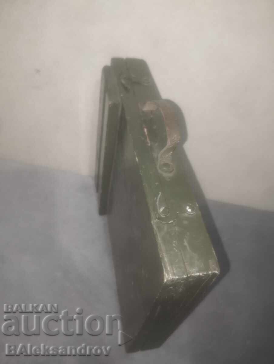 Lămpi radio într-o valiză de lemn - 6