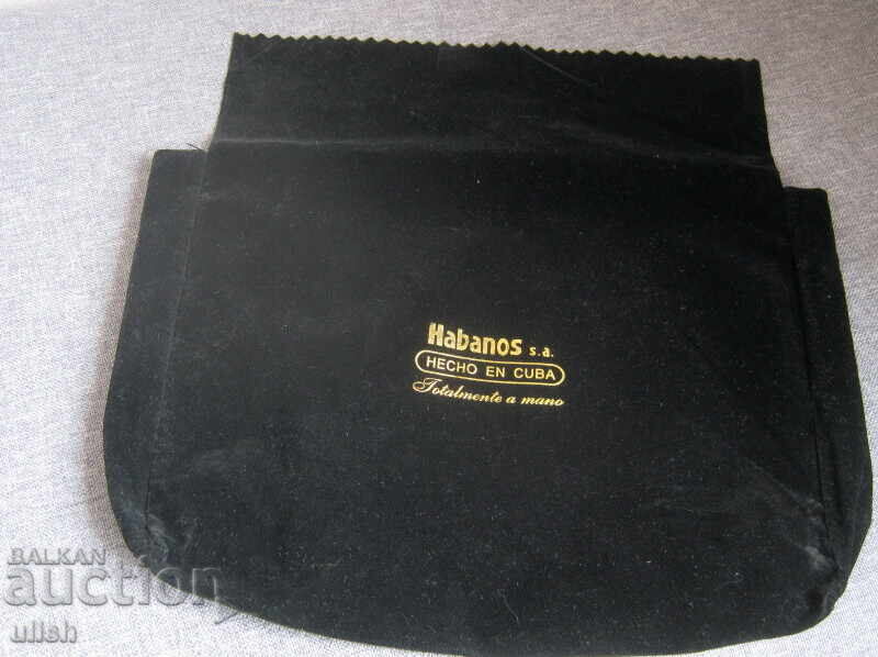 Плюшен калъф за кутия Cohiba Behike 52 с цена 20.00 лв. | € 10.23
