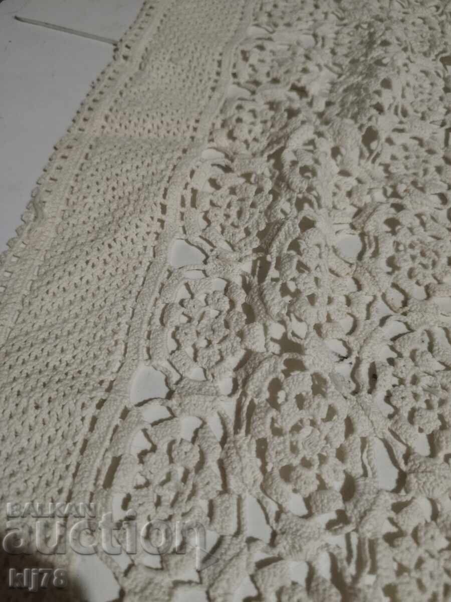 Голямо плетено каре с цена € 0.01 | 0.02 лв.