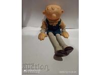 Οι τρεις ανόητοι του Ντόνιο Ντόνεφ, παλιά κούκλα