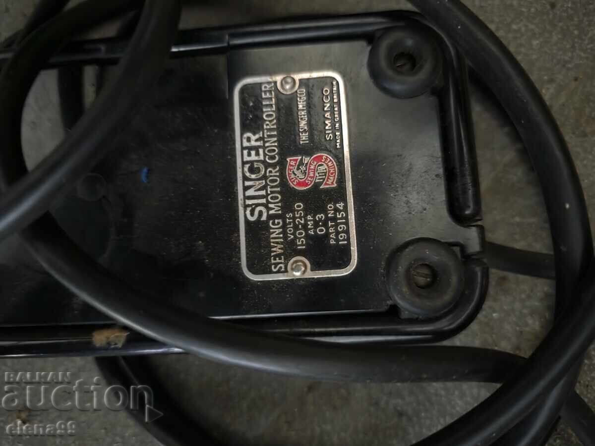 Licitație Mașină de cusut Singer 319 Licitație Mașină de cusut Singer 319