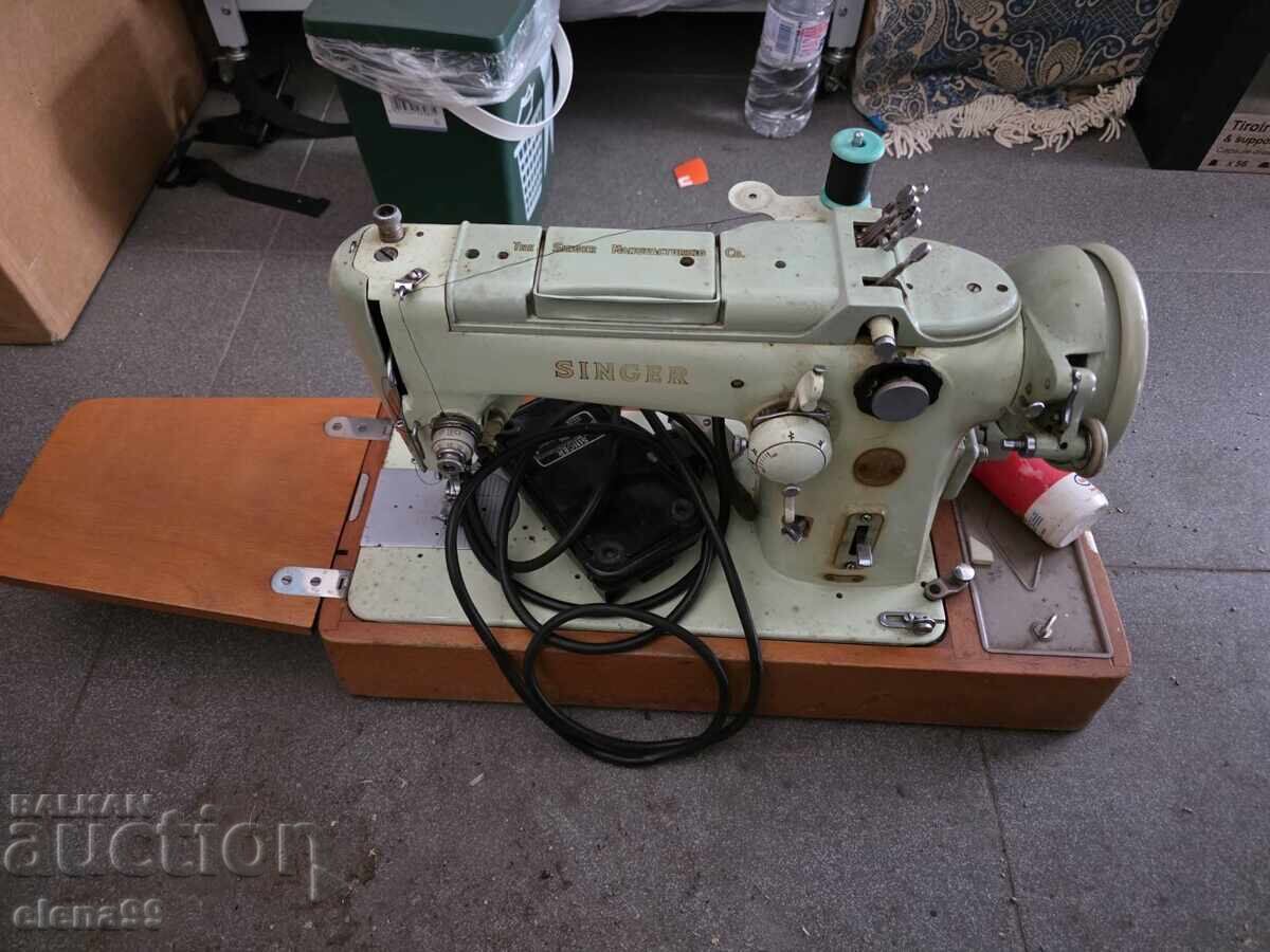 Mașină de cusut Singer 319 Mașină de cusut Singer 319
