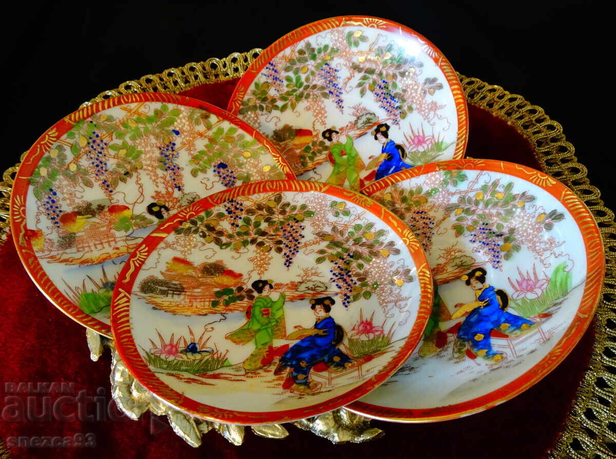 Farfurii din porțelan japonez, gheise, aur, 4 bucăți Farfurii din porțelan japonez, gheise, aur, 4 bucăți