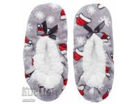 Papuci pufoși pentru Crăciun, mărimea 39