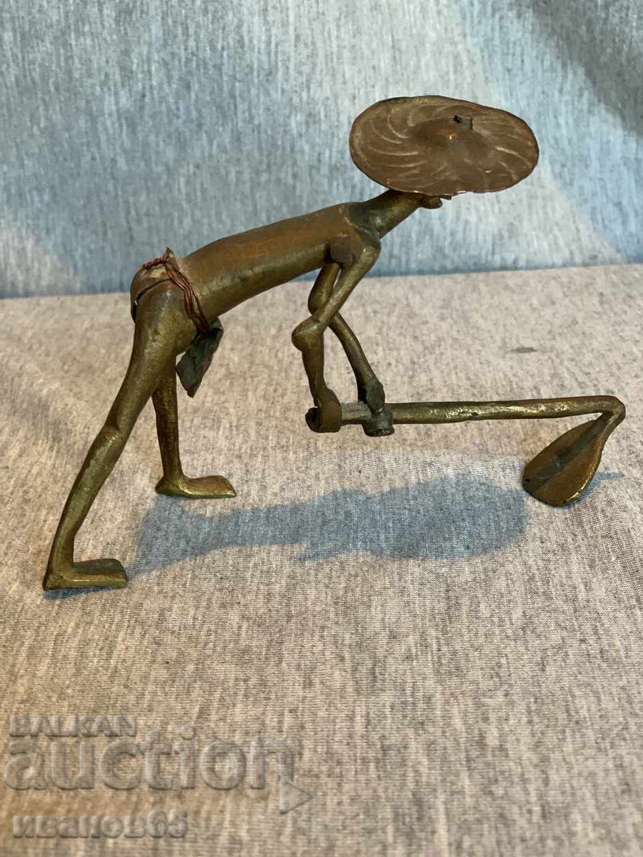 Statuie de bronz cu preț € 20.45 | 40.00 BGN