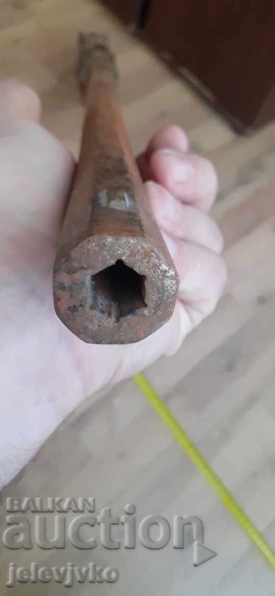 Стара пушка с цена € 145.72 | 285.00 лв. Стара пушка с цена € 145.72 | 285.00 лв.