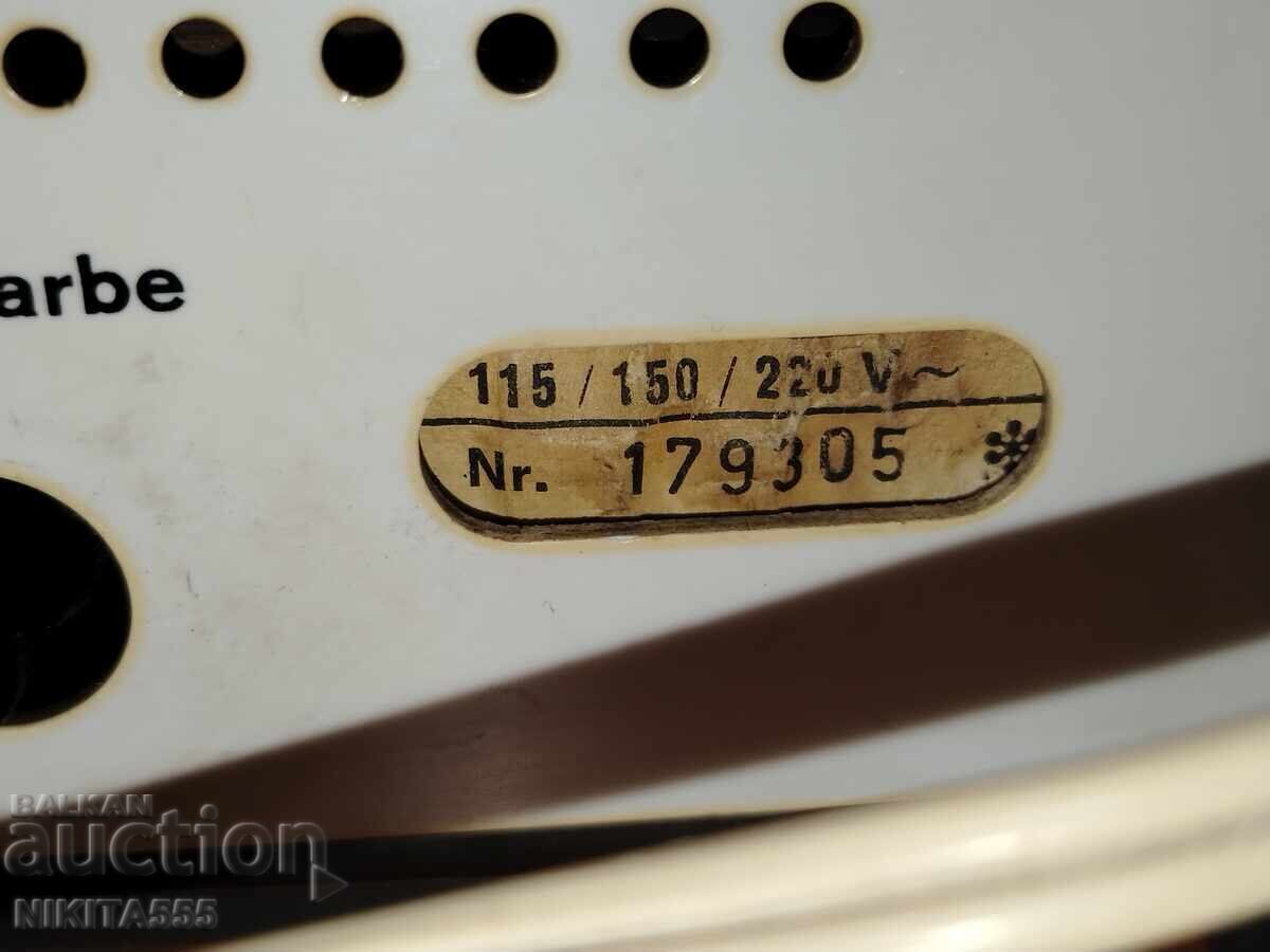 Малко бакелитено радио Braun Sk 25, Germany, 1961г. - 6 Малко бакелитено радио Braun Sk 25, Germany, 1961г. - 6