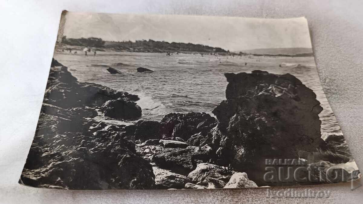 Пощенска картичка Приморско Плажът 1960